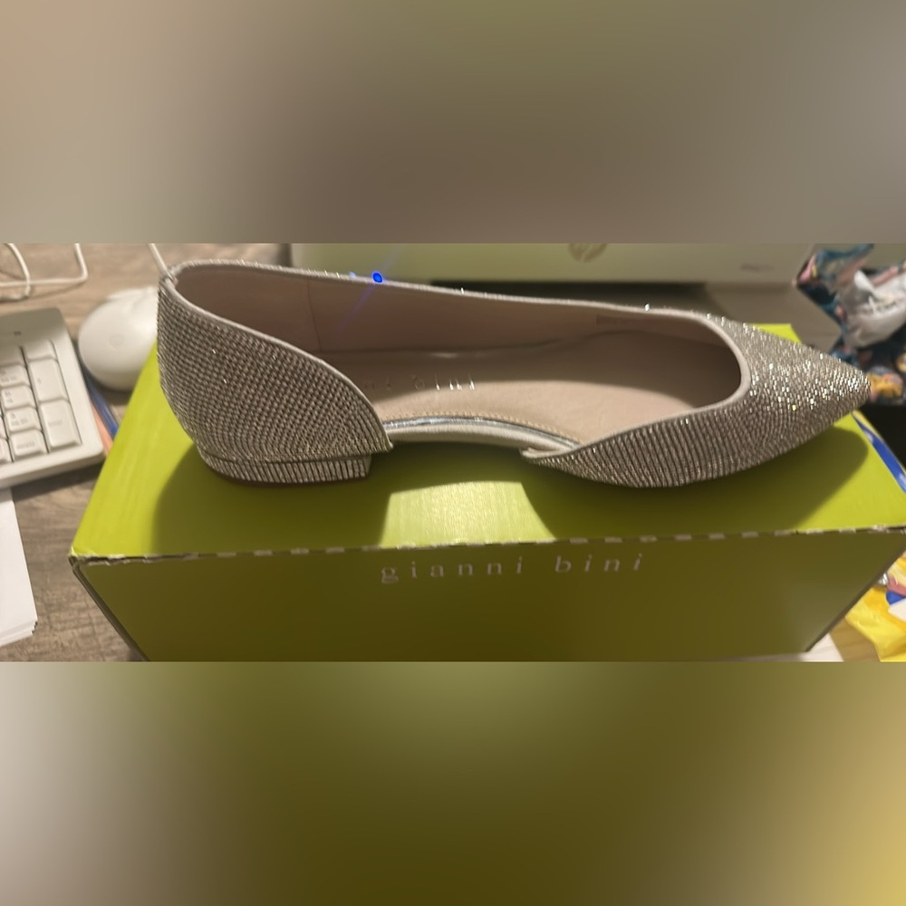 Gianni Bini Silver Flats with Contoured Comfort